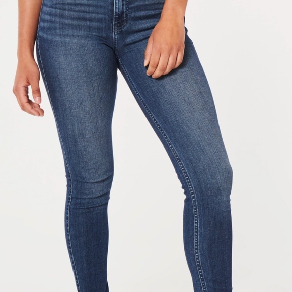 Hollister Women's HIGH-RISE DARK WASH JEAN LEGGINGS - Picture 1 of 5